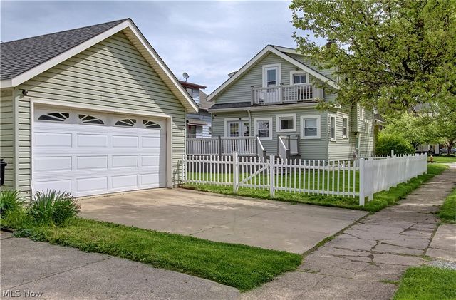 4096 W 160th Street, Cleveland, OH 44135