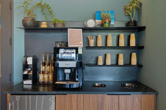 84 East Ave 2506, Austin, TX 78701