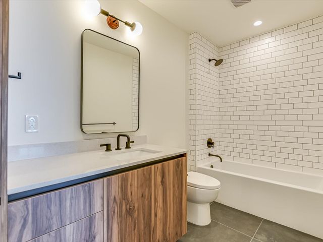 84 East Ave 2506, Austin, TX 78701