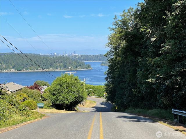 3 XXX NE 30th Street, Bremerton, WA 98310