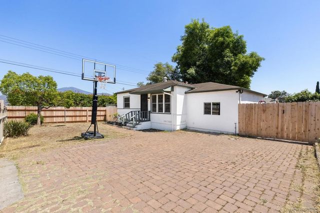 9451 San Francisco Street, Spring Valley, CA 91977