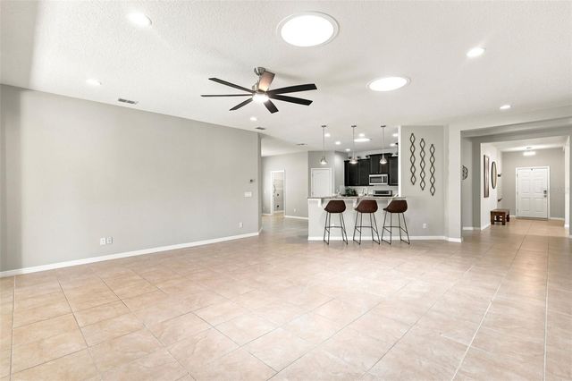 471 BREEDERS CUP COURT, Deland, FL 32724