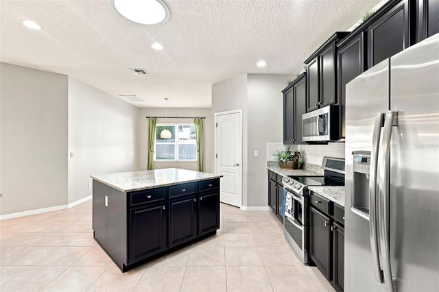 471 BREEDERS CUP COURT, Deland, FL 32724