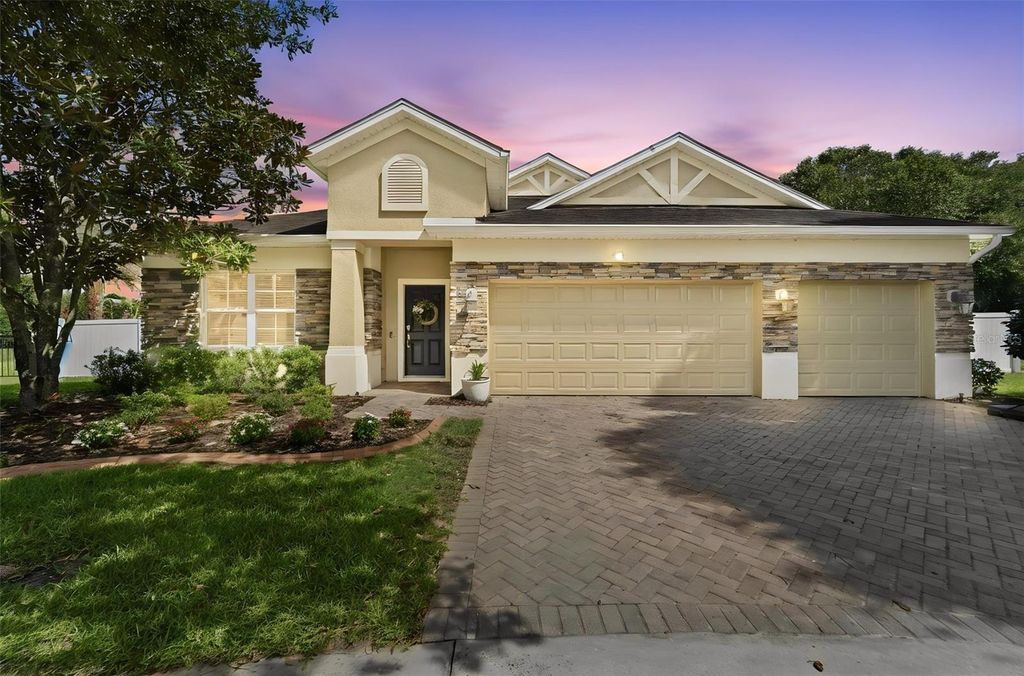 471 BREEDERS CUP COURT, Deland, FL 32724
