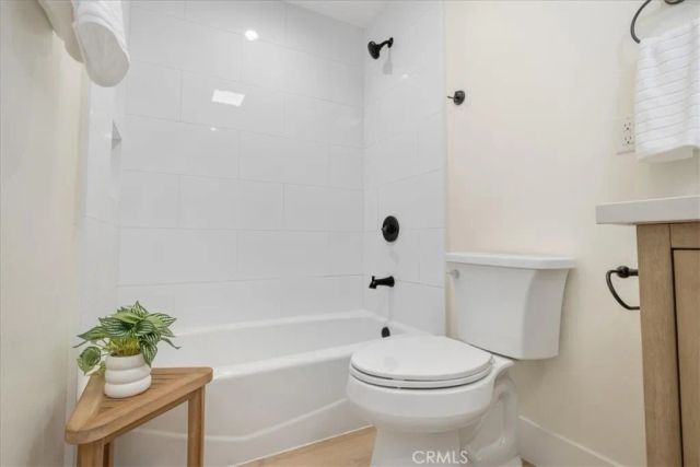 16623 Lake Avenue, Paramount, CA 90723