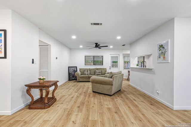 10911 Putman Farm, San Antonio, TX 78230