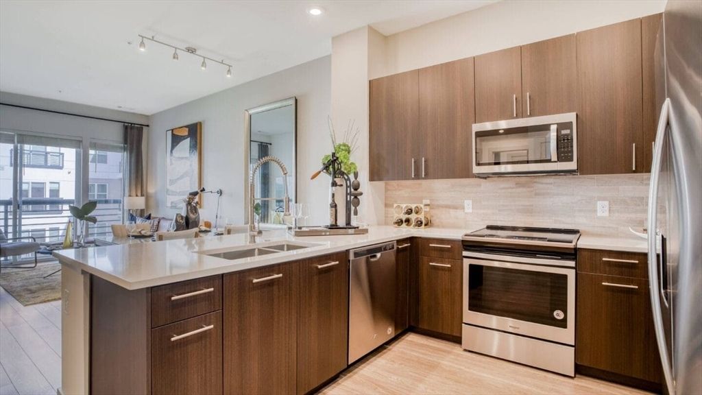 61 Locust St 268, Medford, MA 02155