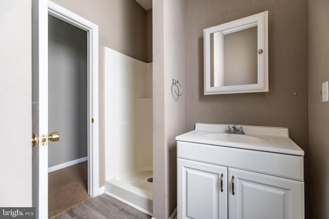 1706 N WILLINGTON ST, Philadelphia, PA 19121