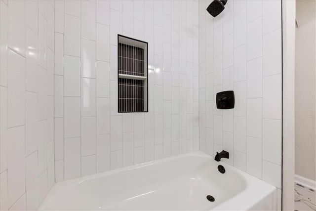 3646 Askew Avenue, Kansas City, MO 64128