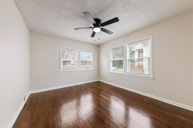 3646 Askew Avenue, Kansas City, MO 64128