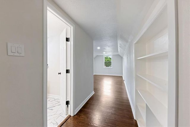 3646 Askew Avenue, Kansas City, MO 64128