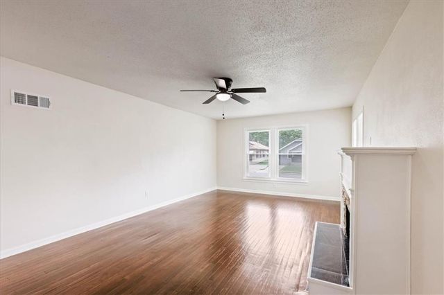 3646 Askew Avenue, Kansas City, MO 64128