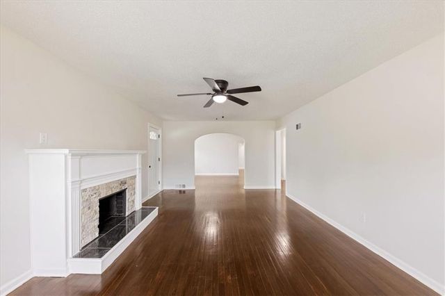 3646 Askew Avenue, Kansas City, MO 64128