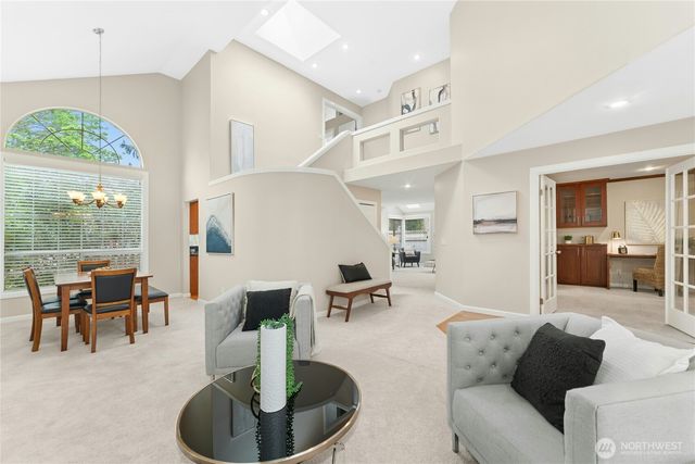 3643 252nd Place SE, Sammamish, WA 98029