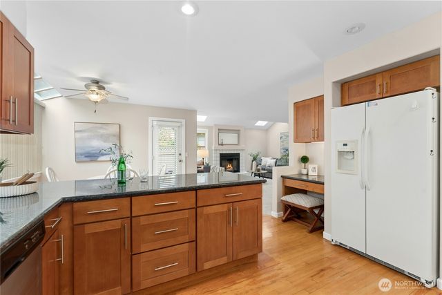 3643 252nd Place SE, Sammamish, WA 98029