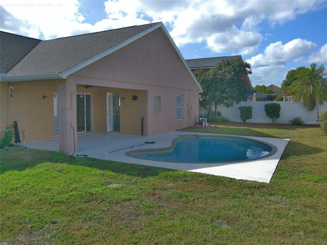 11646 SIR WINSTON WAY, Orlando, FL 32824