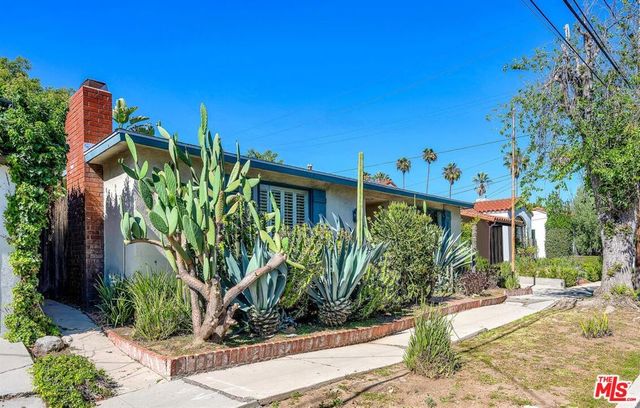 7369 Clinton Street, Los Angeles, CA 90036