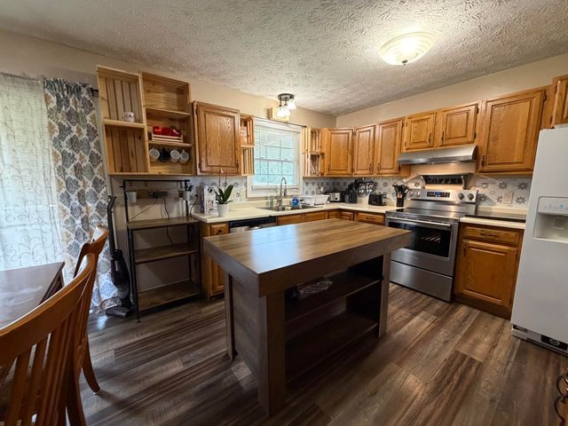 2213 Mercer Drive, Richmond, KY 40475
