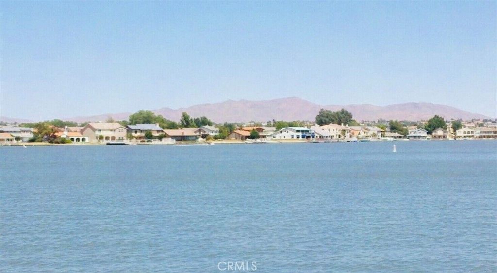 Image 19 of property listing at 13330 Tamarisk Road, Victorville, CA 92395