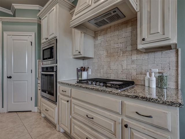 1916 Inglenook Drive, Norman, OK 73071