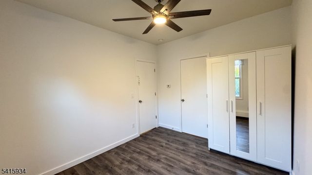 32 Leary Ave, Bloomingdale Boro, NJ 07403