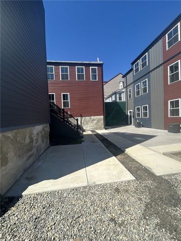 844-846-845-847 Tripoli St., Central North Side, PA 15212