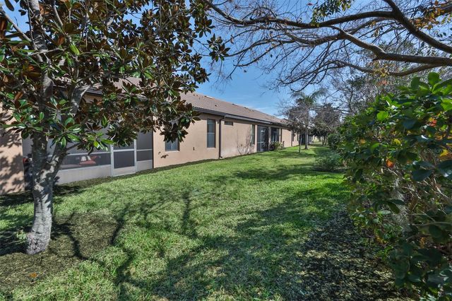 332 BLUEWATER FALLS COURT, Apollo Beach, FL 33572