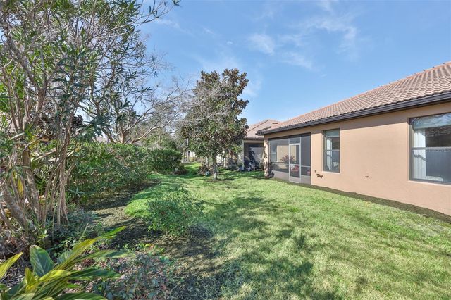 332 BLUEWATER FALLS COURT, Apollo Beach, FL 33572