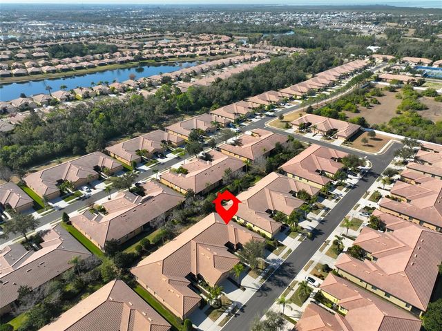 332 BLUEWATER FALLS COURT, Apollo Beach, FL 33572