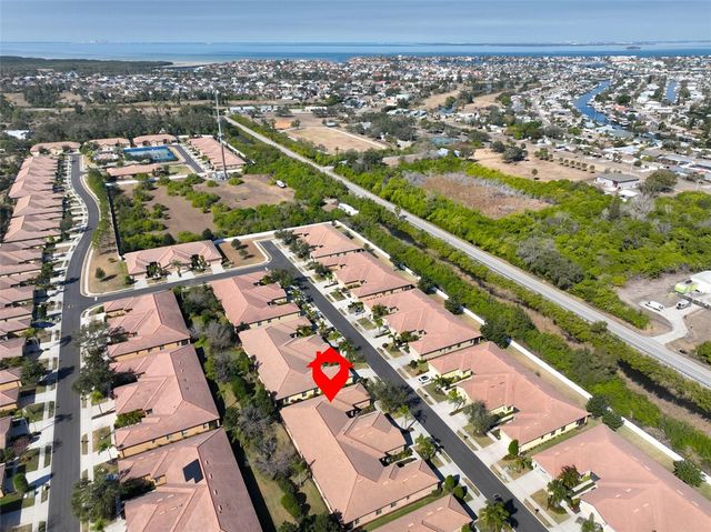 332 BLUEWATER FALLS COURT, Apollo Beach, FL 33572