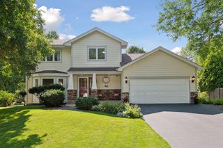 18949 Nature Lane, Eden Prairie, MN 55346