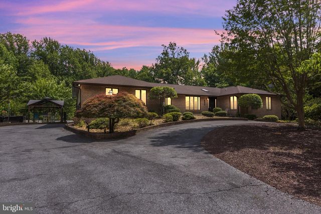 8271 SYCAMORE TER, Owings, MD 20736