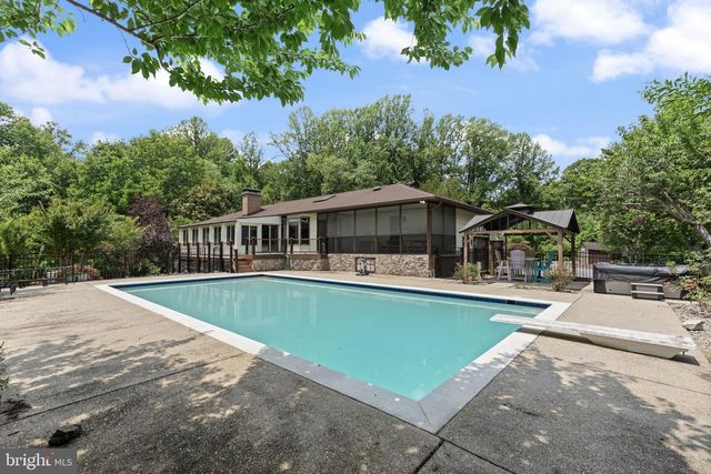 8271 SYCAMORE TER, Owings, MD 20736
