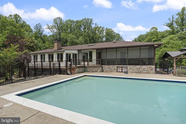 8271 SYCAMORE TER, Owings, MD 20736