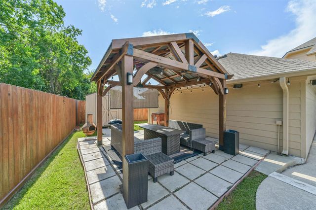 7502 Timberline Drive, Pasadena, TX 77505