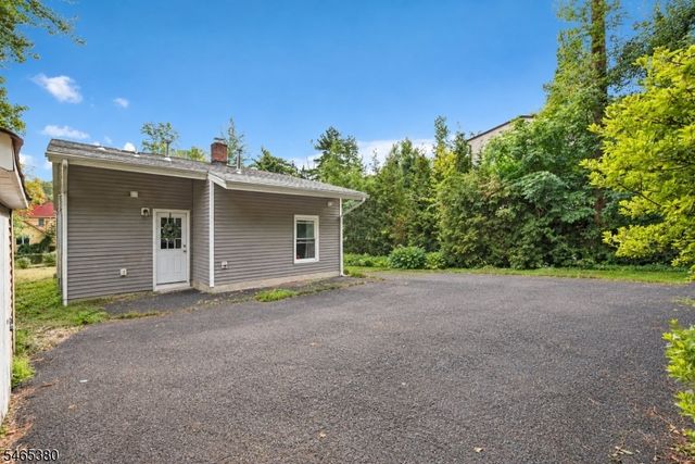 41 HILLCREST ROAD, Warren Twp., NJ 07059