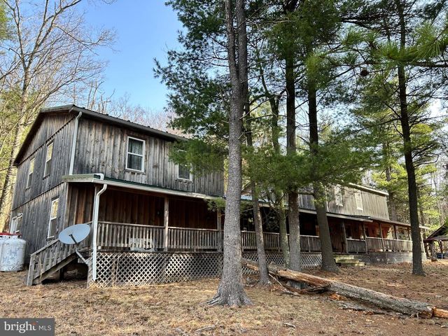 385 ELK CREEK RD, Aaronsburg, PA 16820