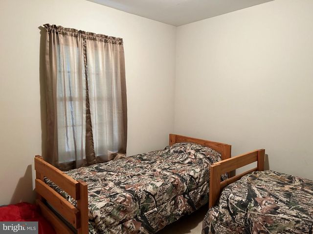 385 ELK CREEK RD, Aaronsburg, PA 16820