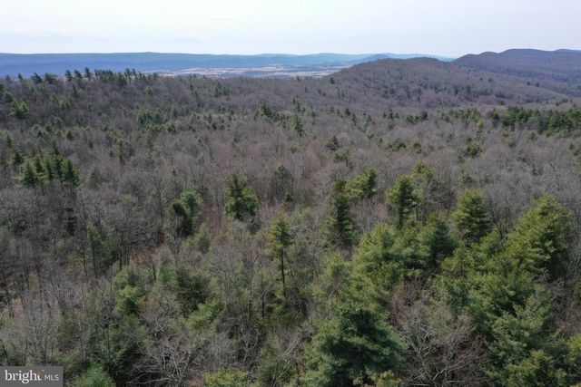 385 ELK CREEK RD, Aaronsburg, PA 16820