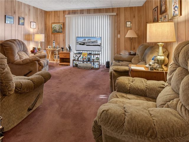 241 Knapp Avenue, Irondequoit, NY 14609