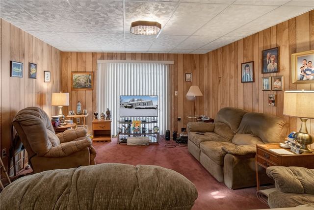 241 Knapp Avenue, Irondequoit, NY 14609