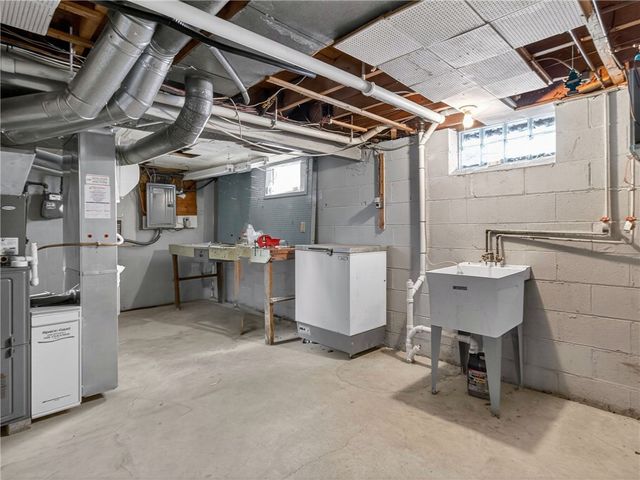 241 Knapp Avenue, Irondequoit, NY 14609