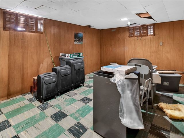 241 Knapp Avenue, Irondequoit, NY 14609