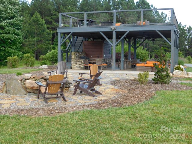 139 W Settings Boulevard NW 106, Valdese, NC 28690