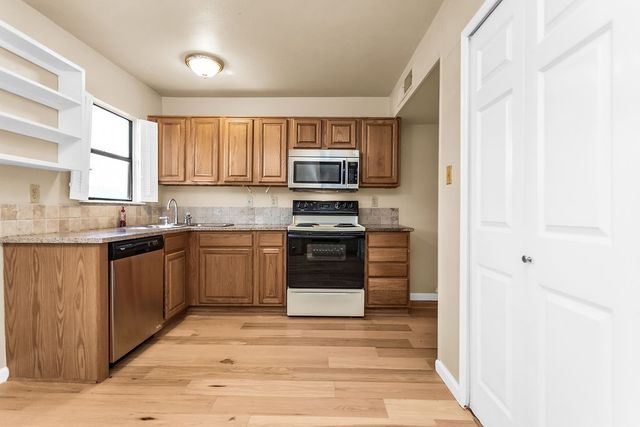 3172 Harbinger Lane, Dallas, TX 75287