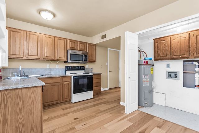 3172 Harbinger Lane, Dallas, TX 75287