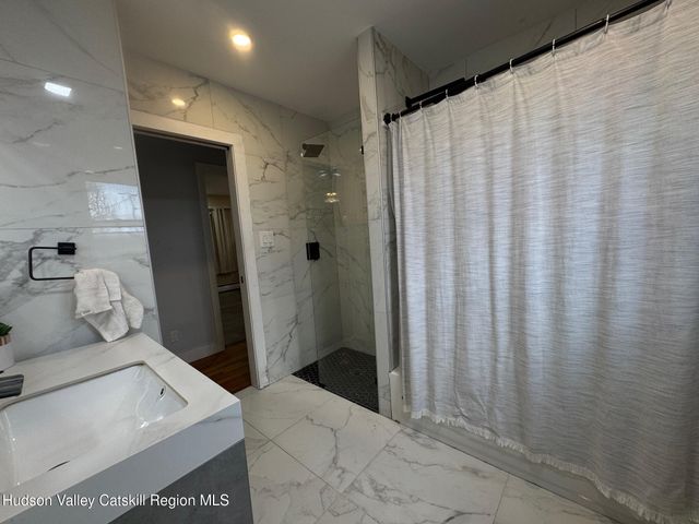 2 Spaulding Lane, Saugerties, NY 12477