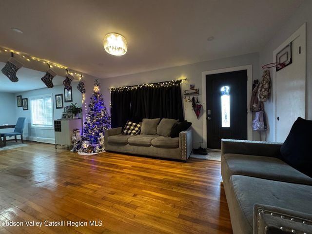 2 Spaulding Lane, Saugerties, NY 12477