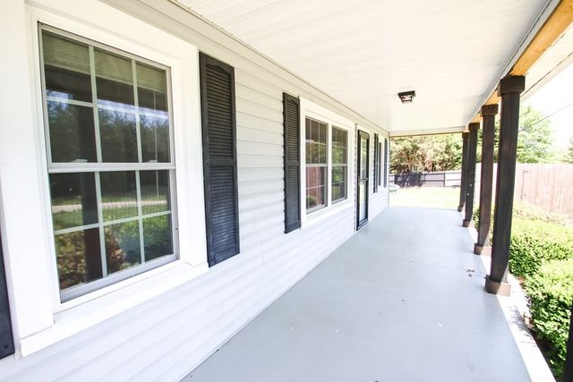 13400 Old Kentucky Rd, Walling, TN 38587