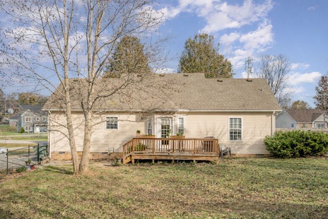 305 Nikita Dr, Portland, TN 37148
